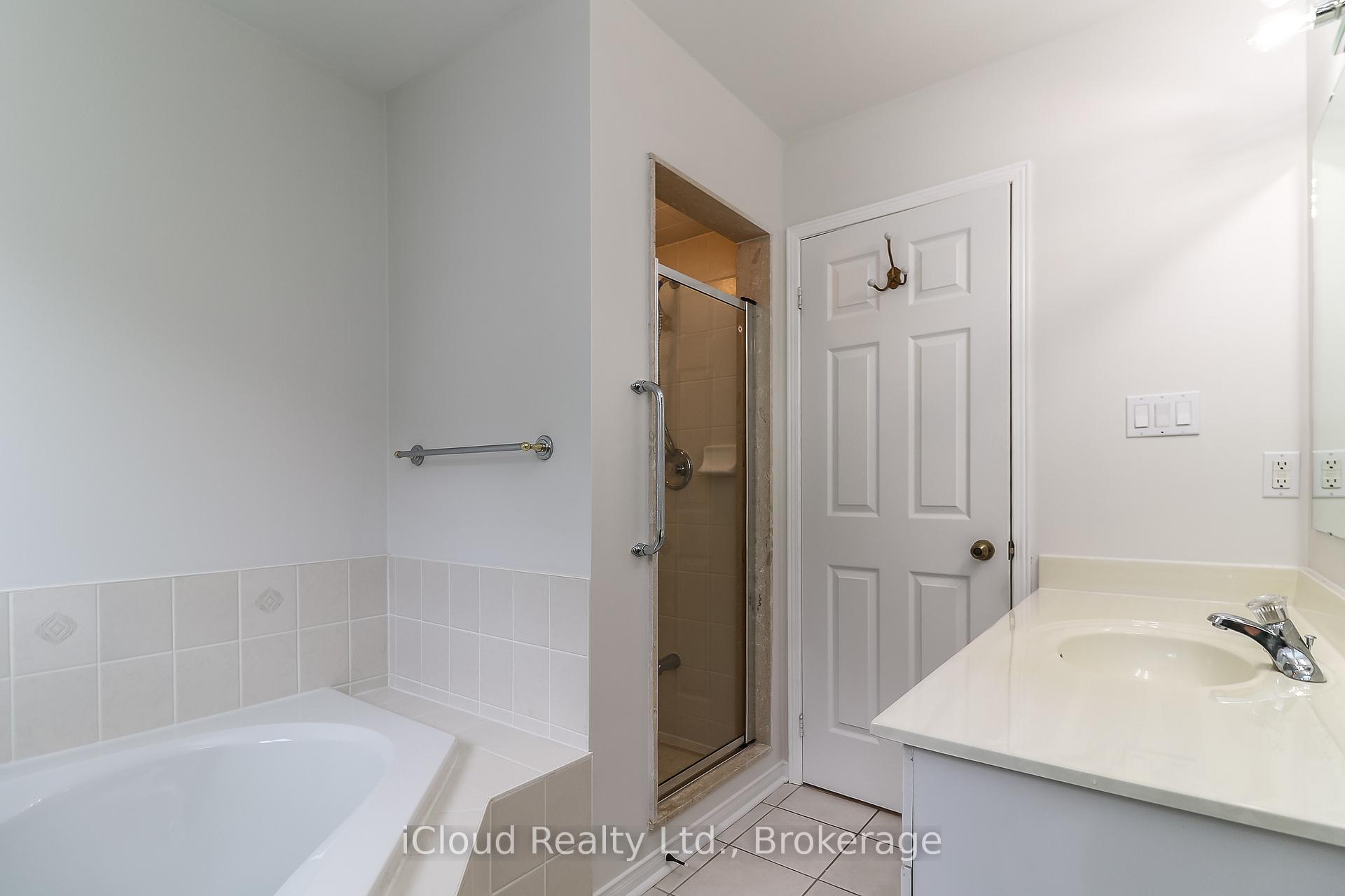 Photo 25 of 154 Royal Beech Drive, Wasaga Beach — HOMEH
