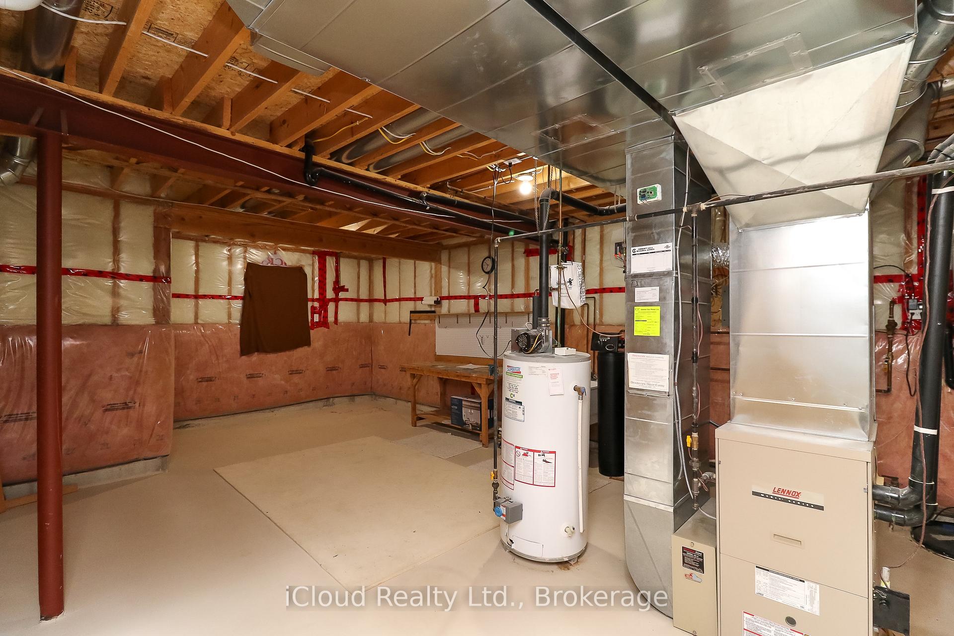 Photo 37 of 154 Royal Beech Drive, Wasaga Beach — HOMEH