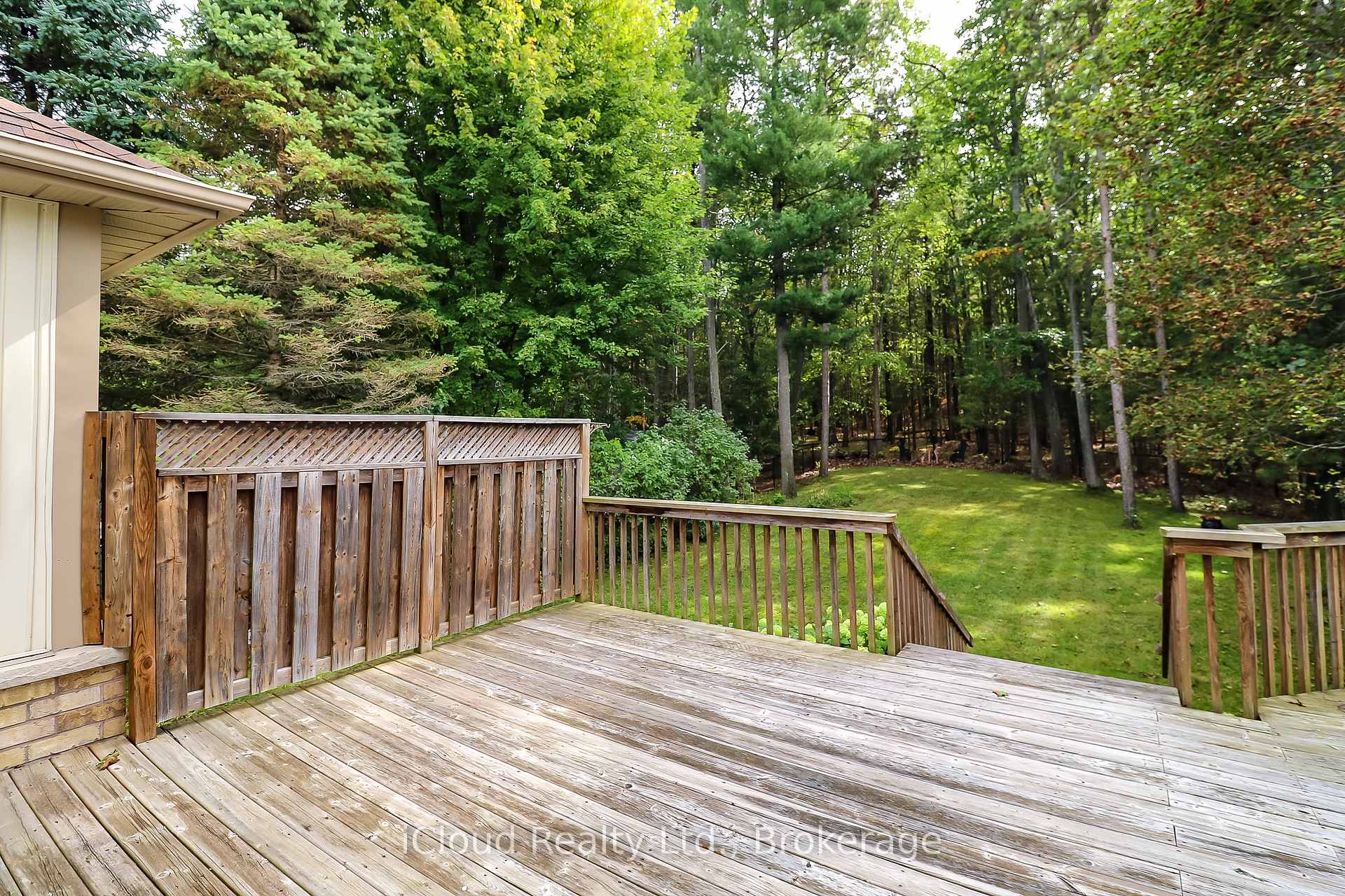 Photo 38 of 154 Royal Beech Drive, Wasaga Beach — HOMEH