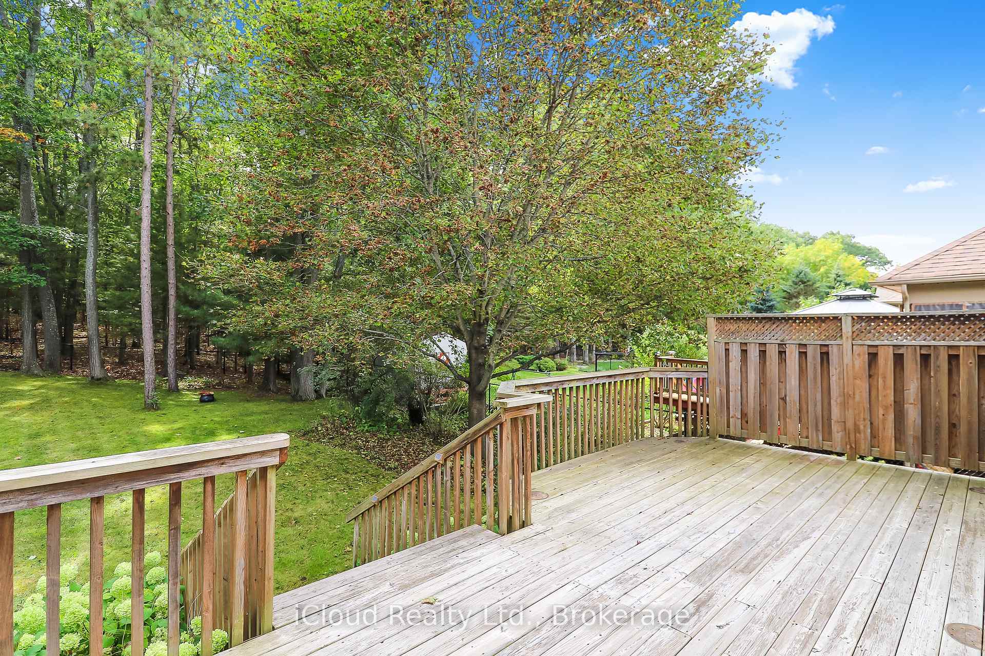 Photo 39 of 154 Royal Beech Drive, Wasaga Beach — HOMEH