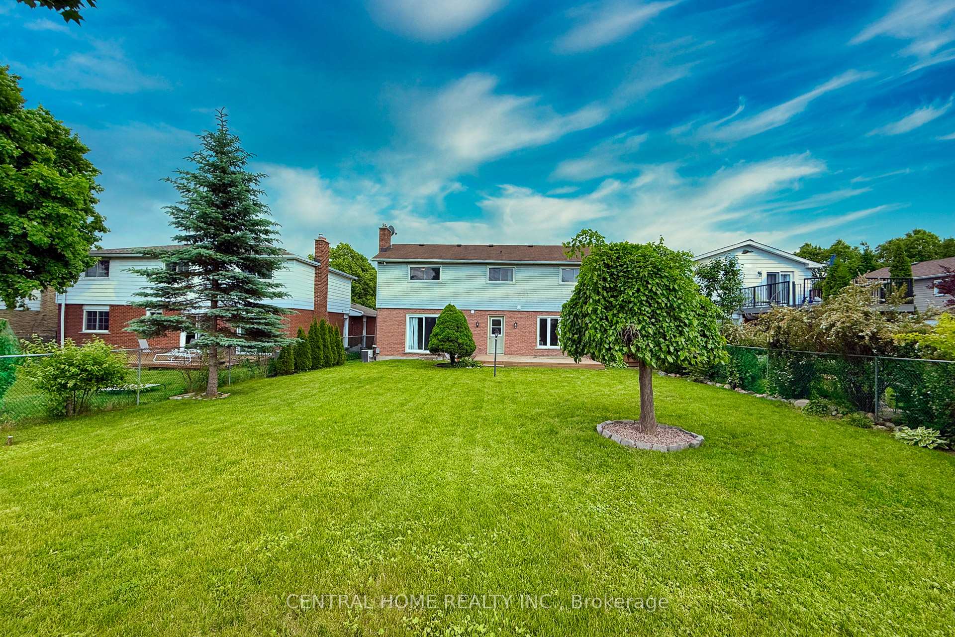 Photo 39 of 435 Stillmeadow Circle, Waterloo — HOMEH