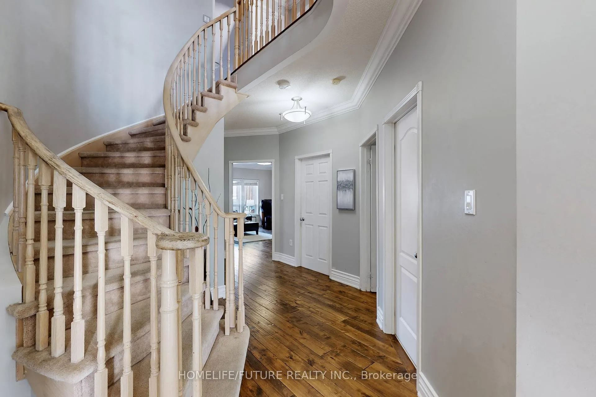 Photo 17 of 94 Carnwith Drive E, Whitby, Brooklin — HOMEH