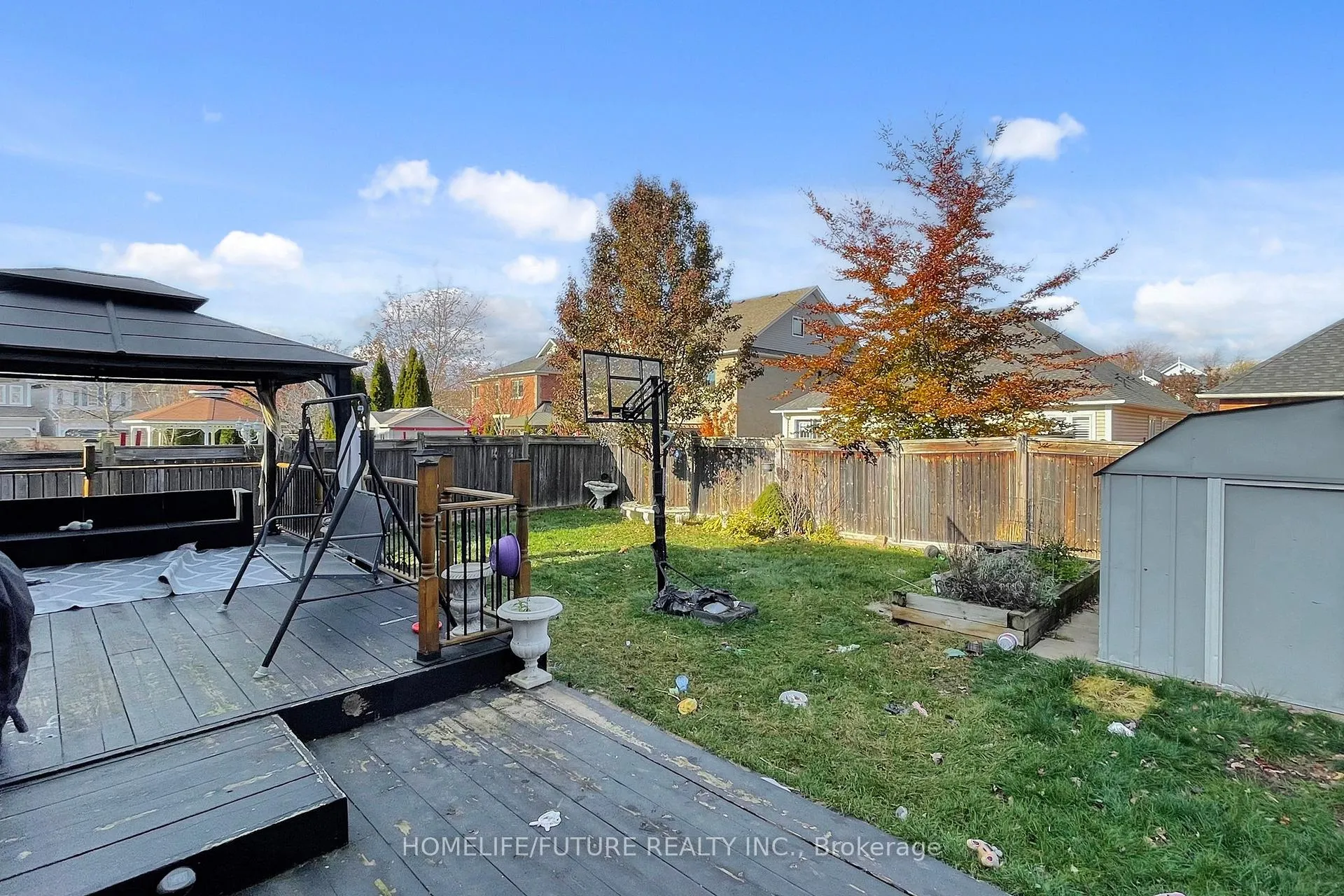 Photo 45 of 94 Carnwith Drive E, Whitby, Brooklin — HOMEH