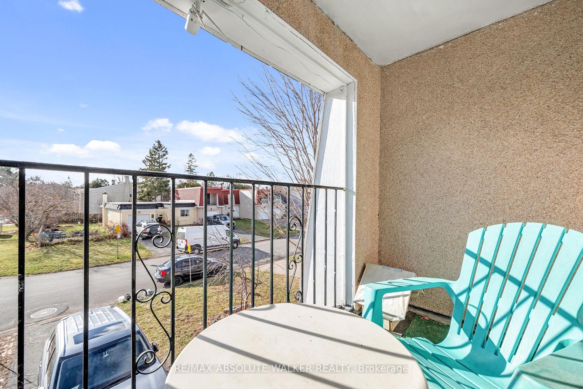 Photo 15 of 89 Tarquin Crescent, Ottawa, Westcliffe Estates — HOMEH