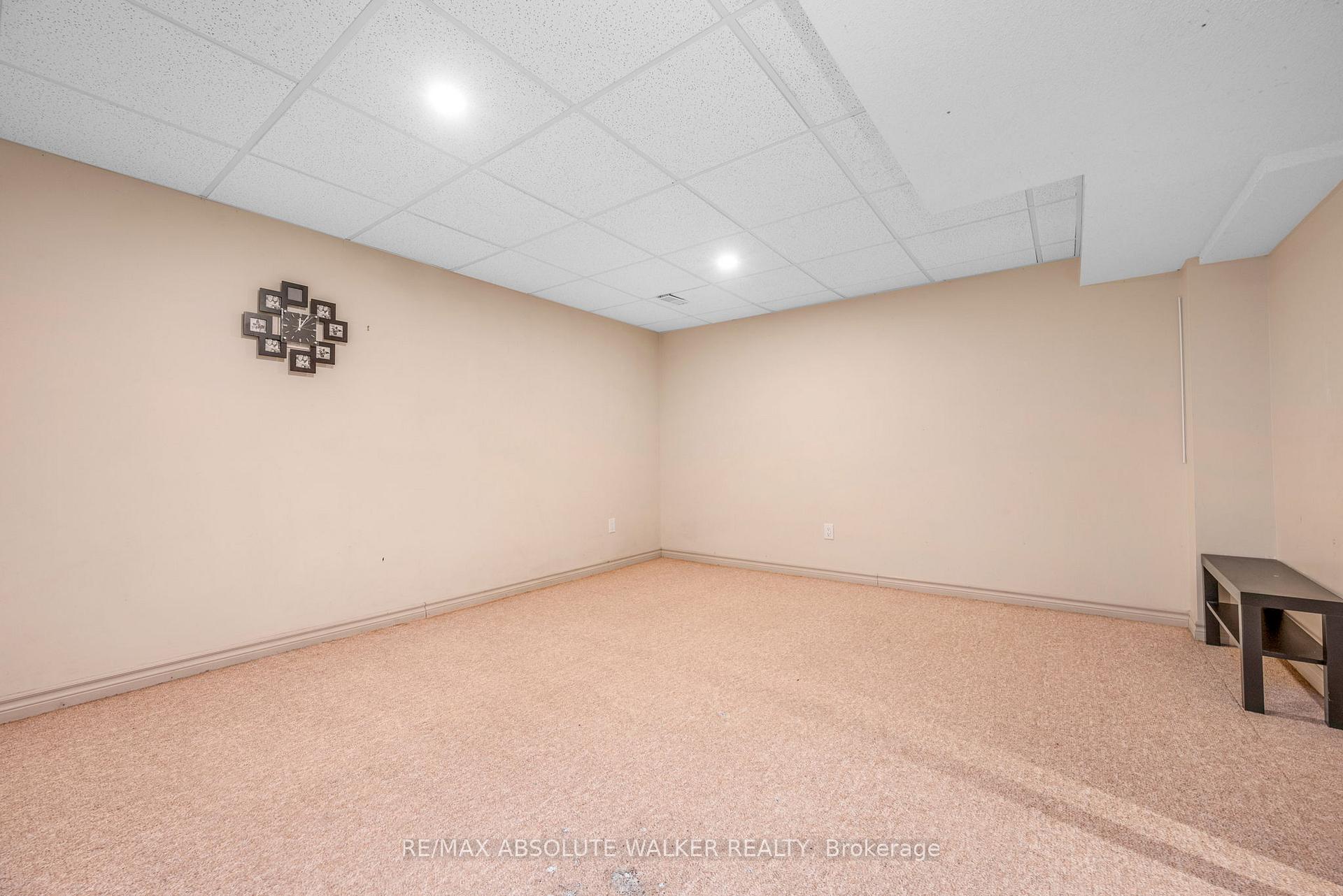 Photo 17 of 89 Tarquin Crescent, Ottawa, Westcliffe Estates — HOMEH