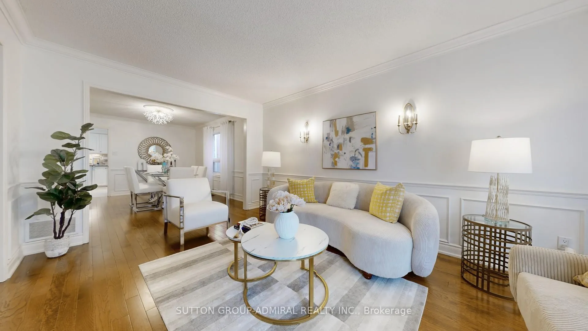 Photo 4 of 6 Mcdougall Court, Vaughan, Uplands — HOMEH