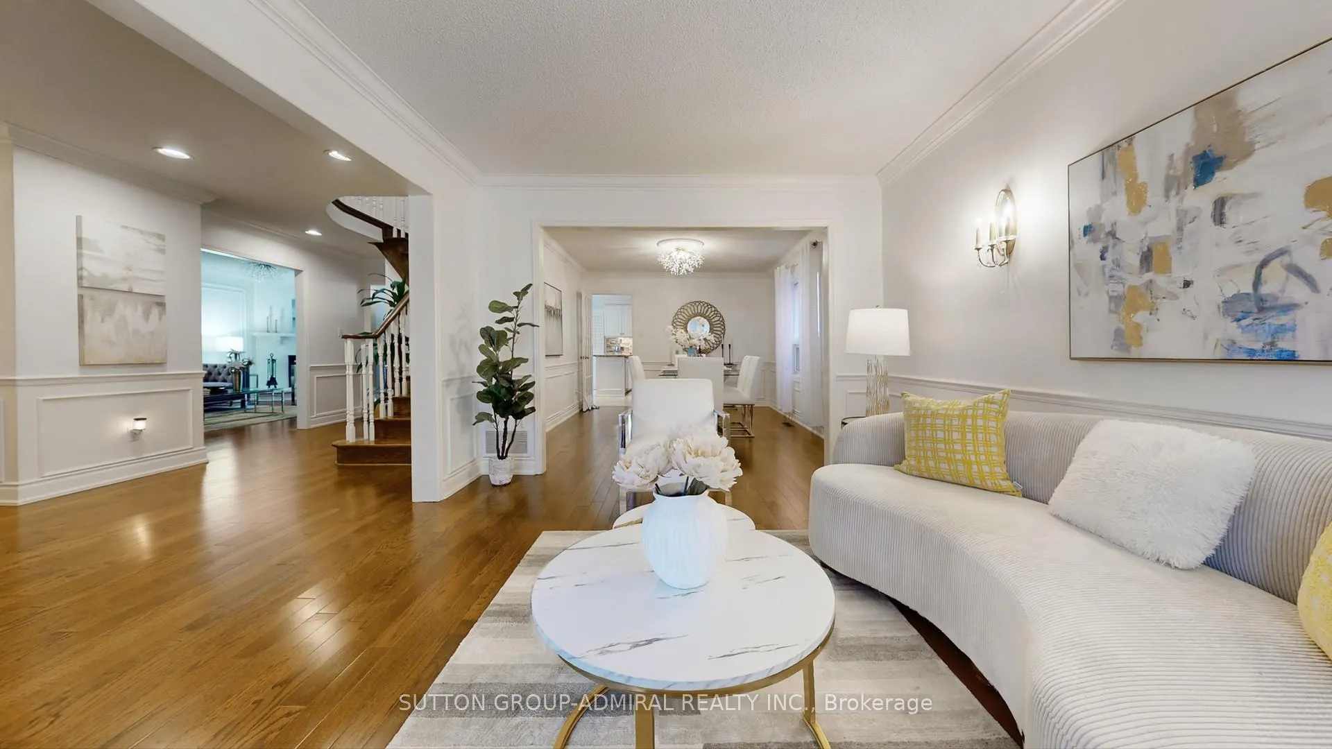 Photo 5 of 6 Mcdougall Court, Vaughan, Uplands — HOMEH