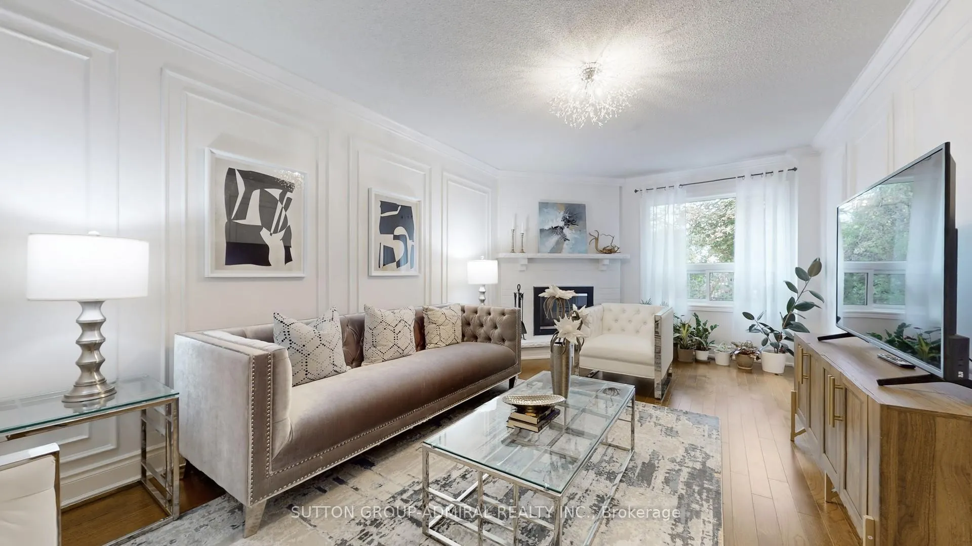 Photo 9 of 6 Mcdougall Court, Vaughan, Uplands — HOMEH