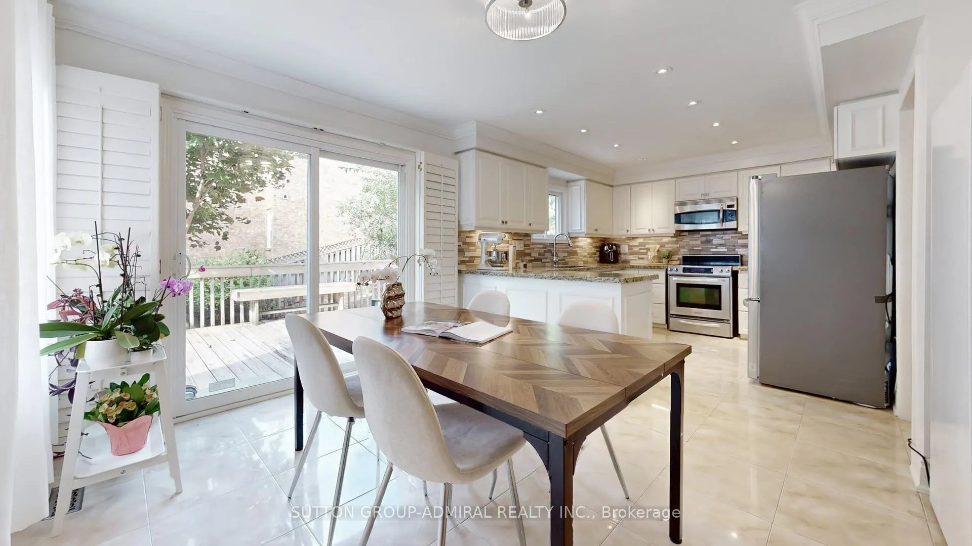 Photo 15 of 6 Mcdougall Court, Vaughan, Uplands — HOMEH