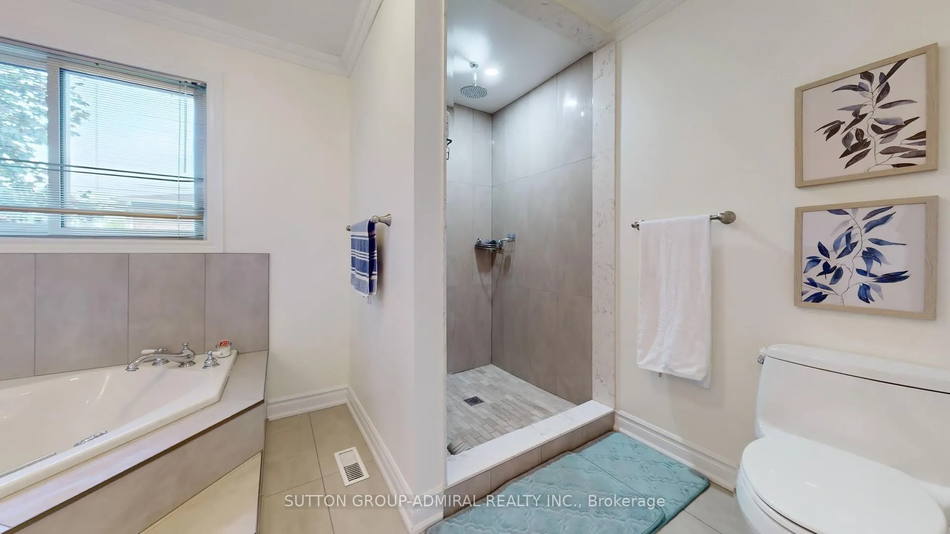 Photo 25 of 6 Mcdougall Court, Vaughan, Uplands — HOMEH