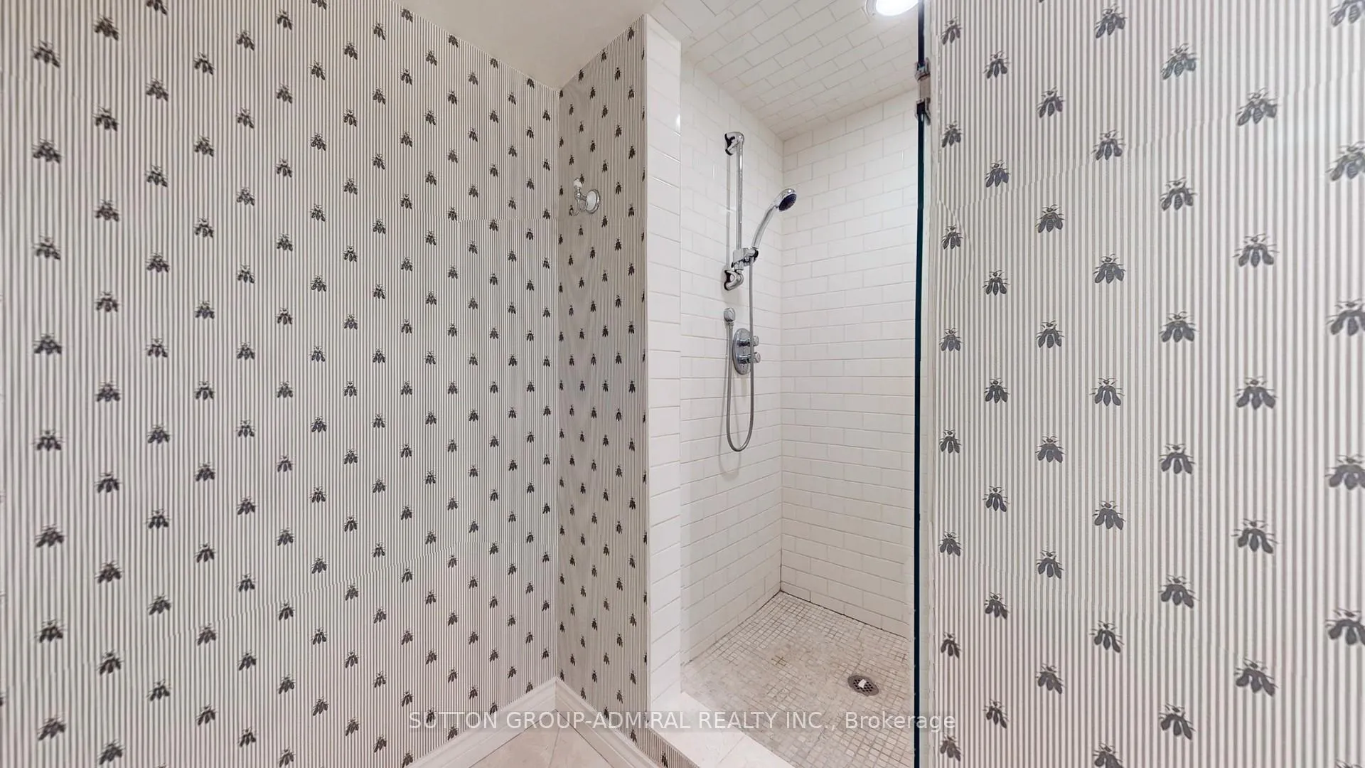 Photo 43 of 6 Mcdougall Court, Vaughan, Uplands — HOMEH