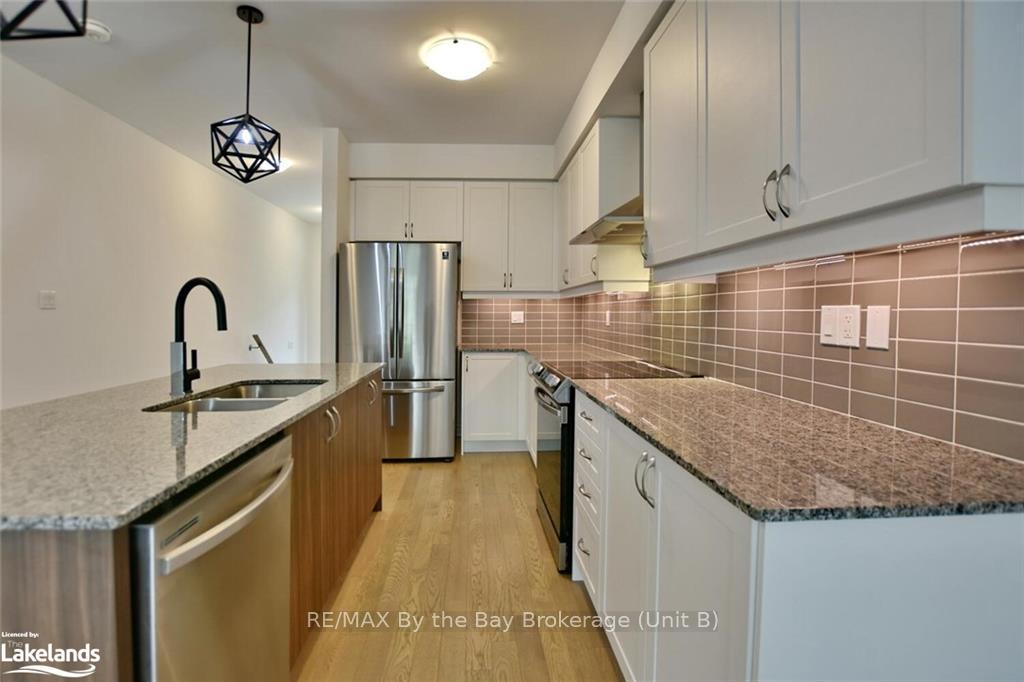 Photo 13 of 17 Eberhardt Drive, Wasaga Beach — HOMEH