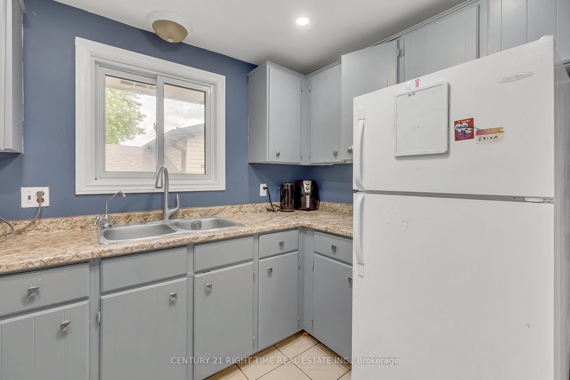 Photo 15 of 445 Drummerhill Crescent, Waterloo — HOMEH