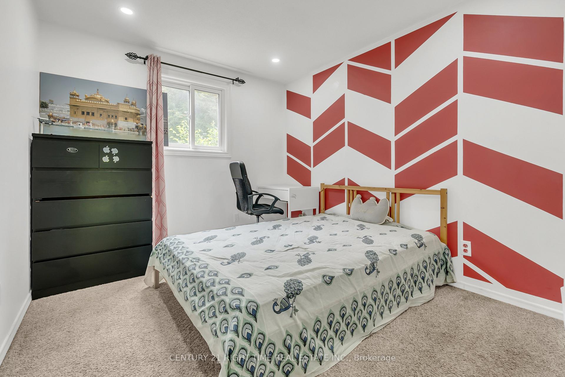 Photo 20 of 445 Drummerhill Crescent, Waterloo — HOMEH