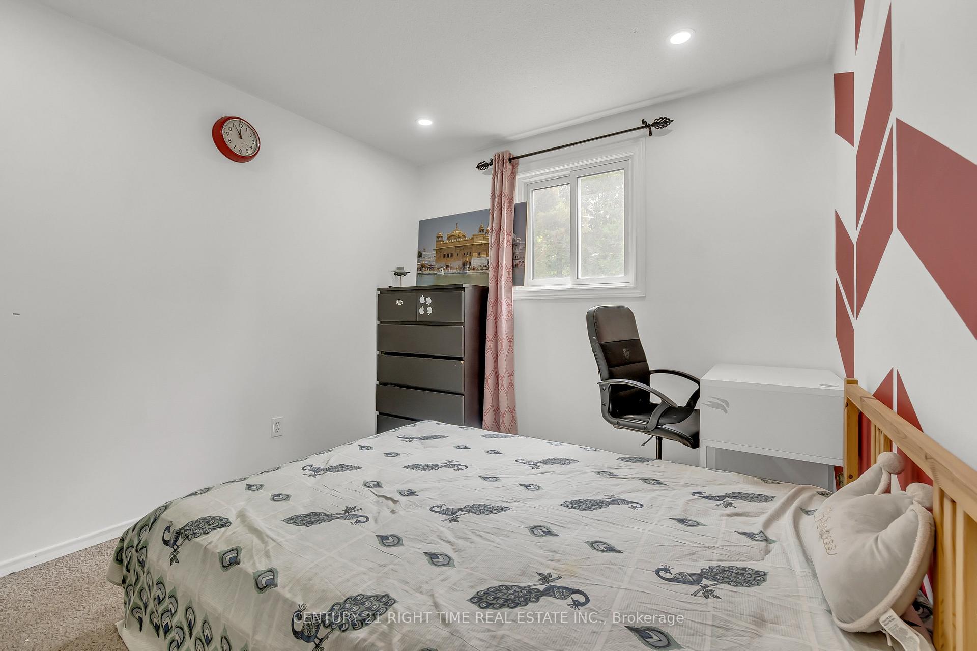 Photo 21 of 445 Drummerhill Crescent, Waterloo — HOMEH
