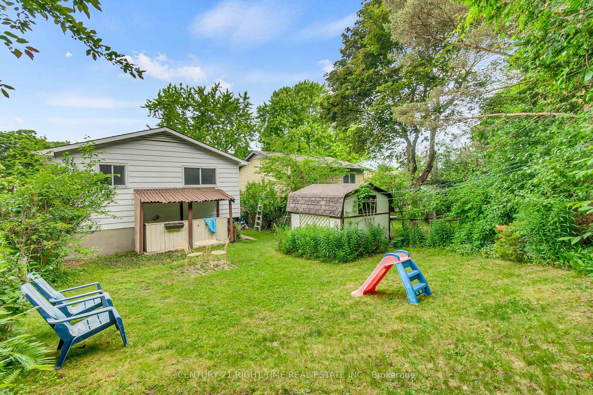Photo 33 of 445 Drummerhill Crescent, Waterloo — HOMEH