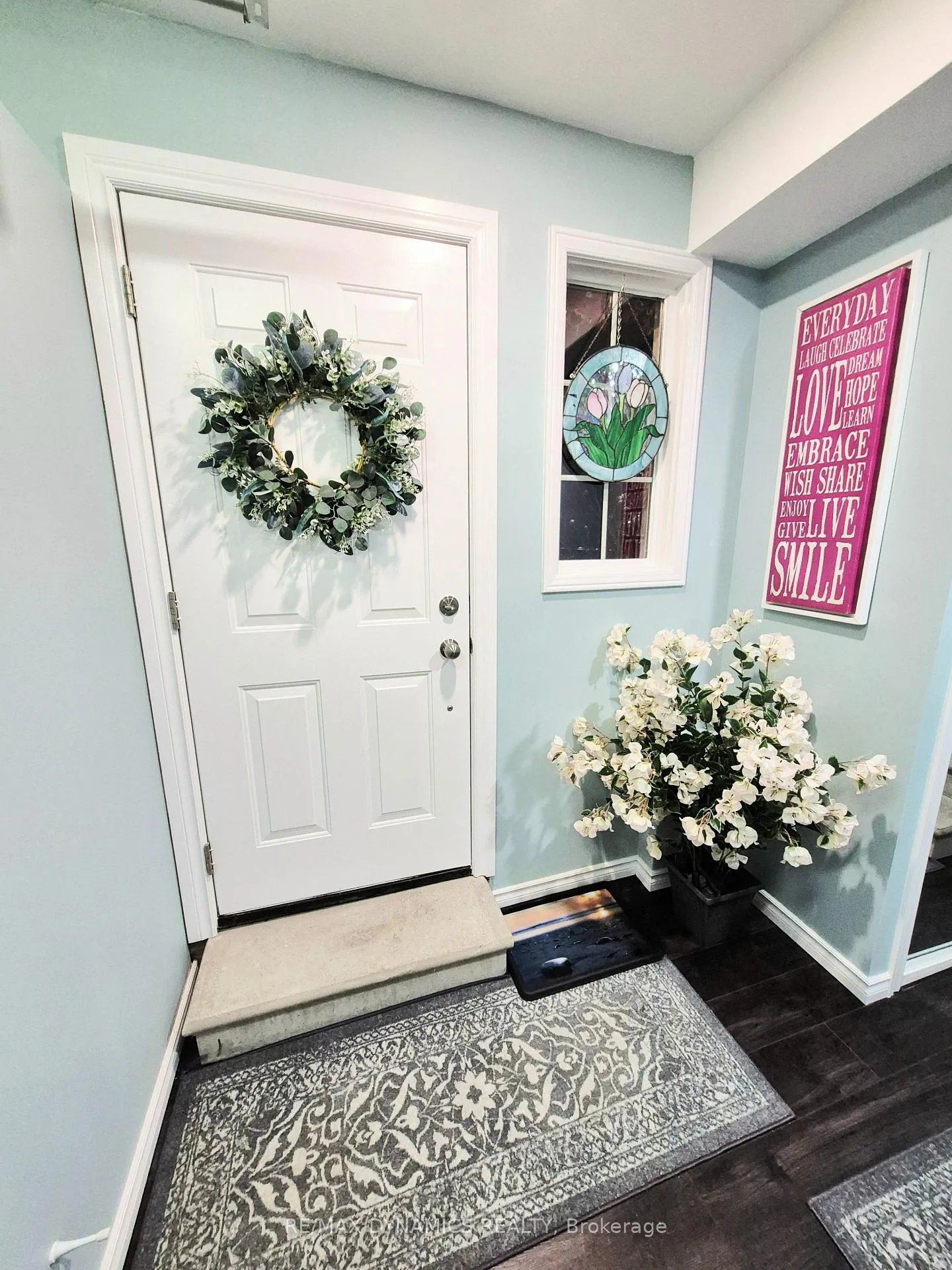 Front of Unit Lower, 40 Stammers Drive