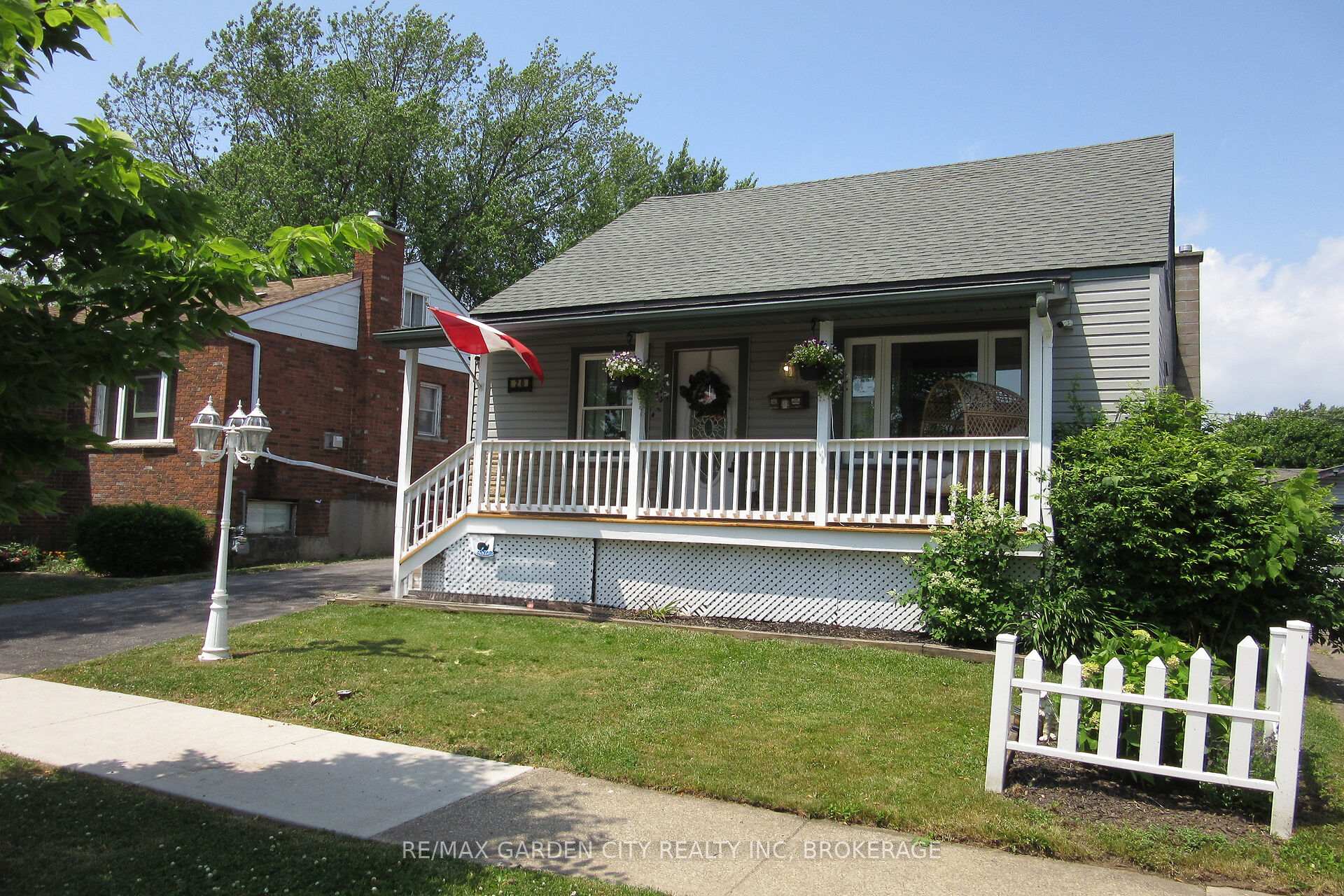 Photo 2 of 20 Ajax Avenue, Welland, Lincoln/Crowland — HOMEH