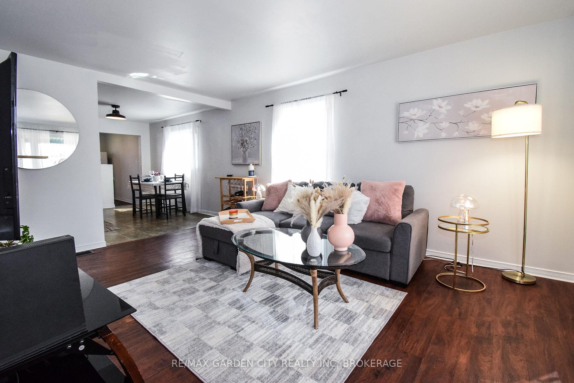Photo 4 of 20 Ajax Avenue, Welland, Lincoln/Crowland — HOMEH
