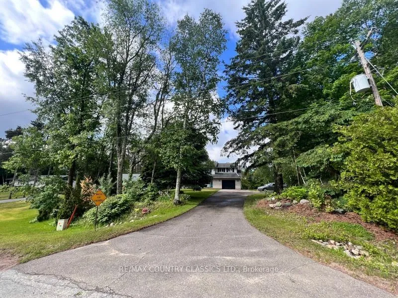 Photo 10 of 76 York River Drive, Bancroft, Bancroft Ward — HOMEH
