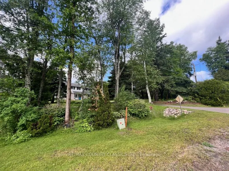 Photo 12 of 76 York River Drive, Bancroft, Bancroft Ward — HOMEH