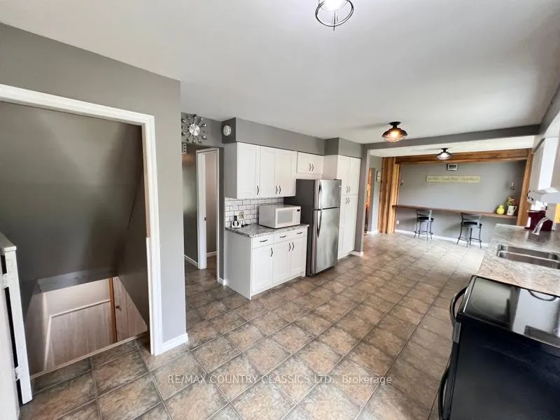 Photo 23 of 76 York River Drive, Bancroft, Bancroft Ward — HOMEH
