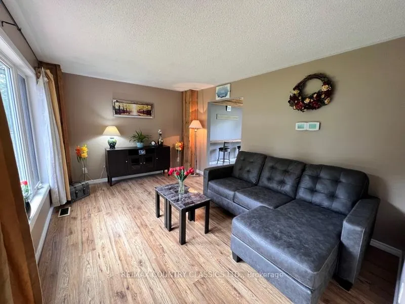Photo 41 of 76 York River Drive, Bancroft, Bancroft Ward — HOMEH