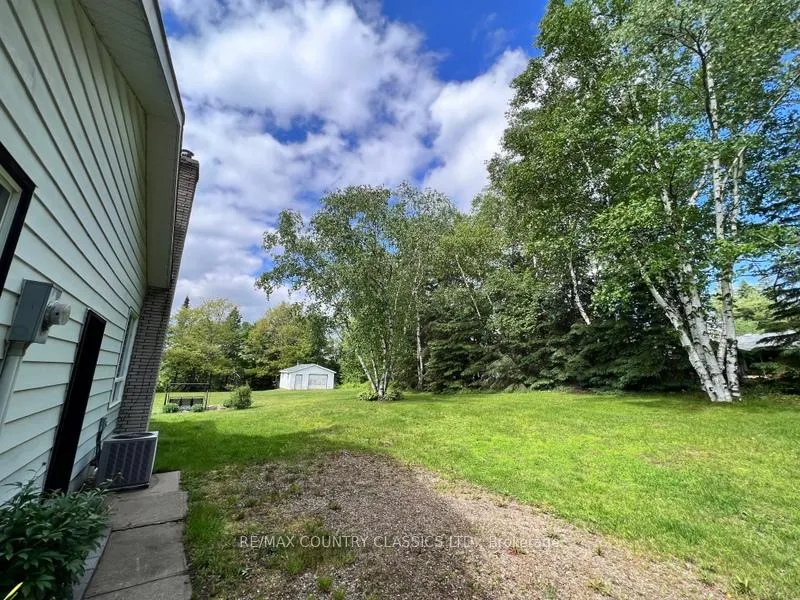 Photo 64 of 76 York River Drive, Bancroft, Bancroft Ward — HOMEH