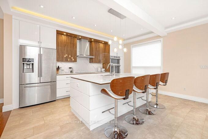Photo 15 of 336 Cranston Park Avenue, Vaughan, Maple — HOMEH