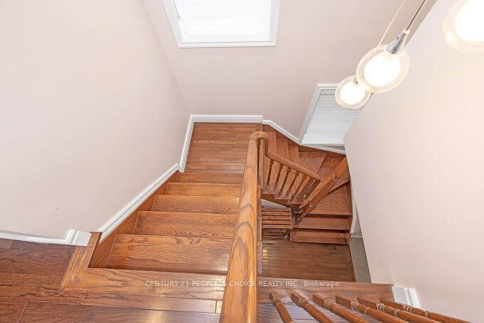 Photo 18 of 336 Cranston Park Avenue, Vaughan, Maple — HOMEH