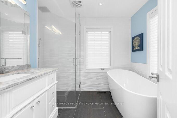 Photo 22 of 336 Cranston Park Avenue, Vaughan, Maple — HOMEH