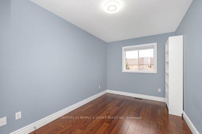 Photo 24 of 336 Cranston Park Avenue, Vaughan, Maple — HOMEH