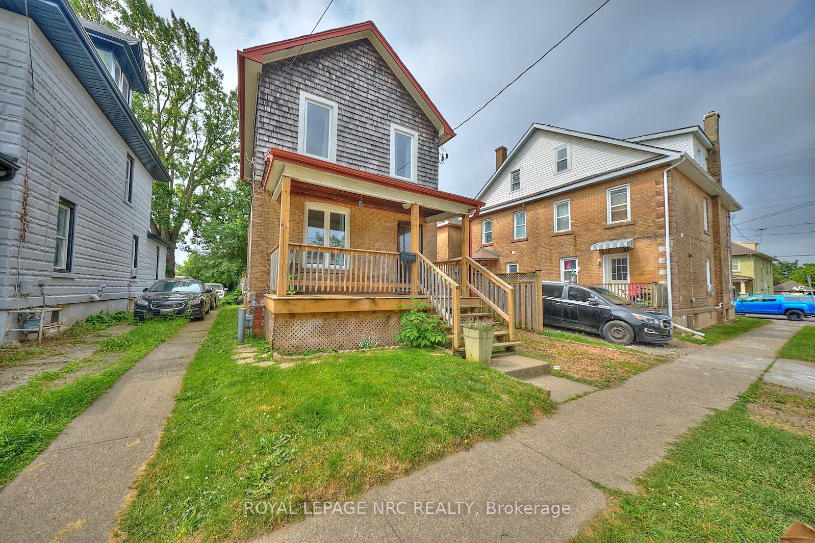 Photo 24 of 9 Asher Street, Welland, Welland Downtown — HOMEH