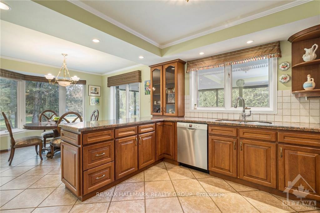Photo 4 of 4 Timbercrest Ridge, Ottawa, Cedar Hill/Orchard Estates — HOMEH