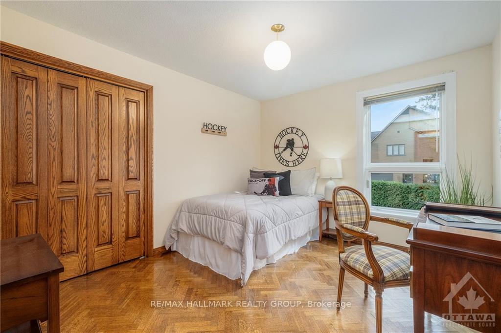Photo 16 of 4 Timbercrest Ridge, Ottawa, Cedar Hill/Orchard Estates — HOMEH