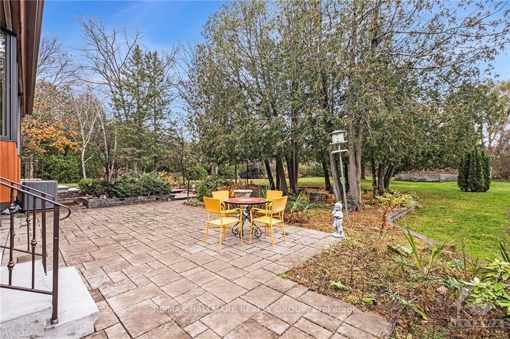 Photo 25 of 4 Timbercrest Ridge, Ottawa, Cedar Hill/Orchard Estates — HOMEH