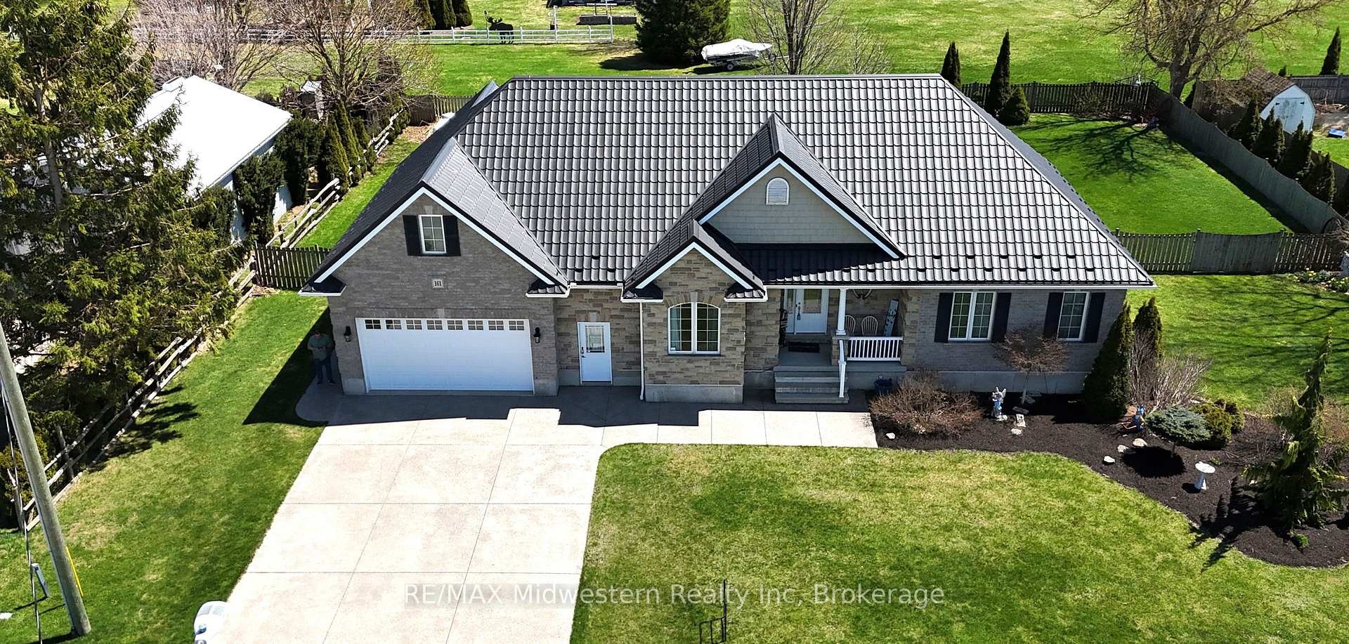 Photo 3 of 161 Brock Street, West Perth, Monkton — HOMEH