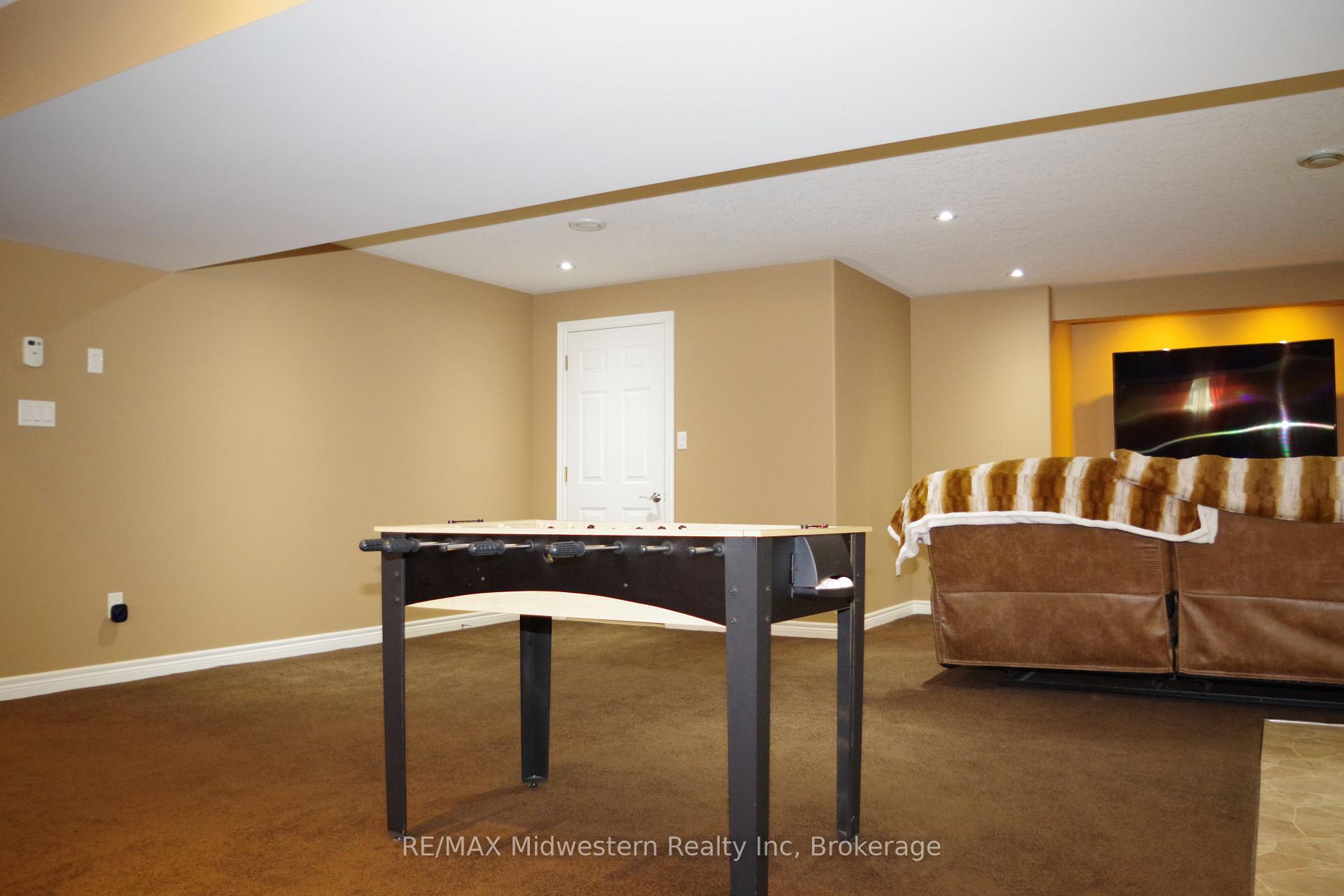 Photo 34 of 161 Brock Street, West Perth, Monkton — HOMEH