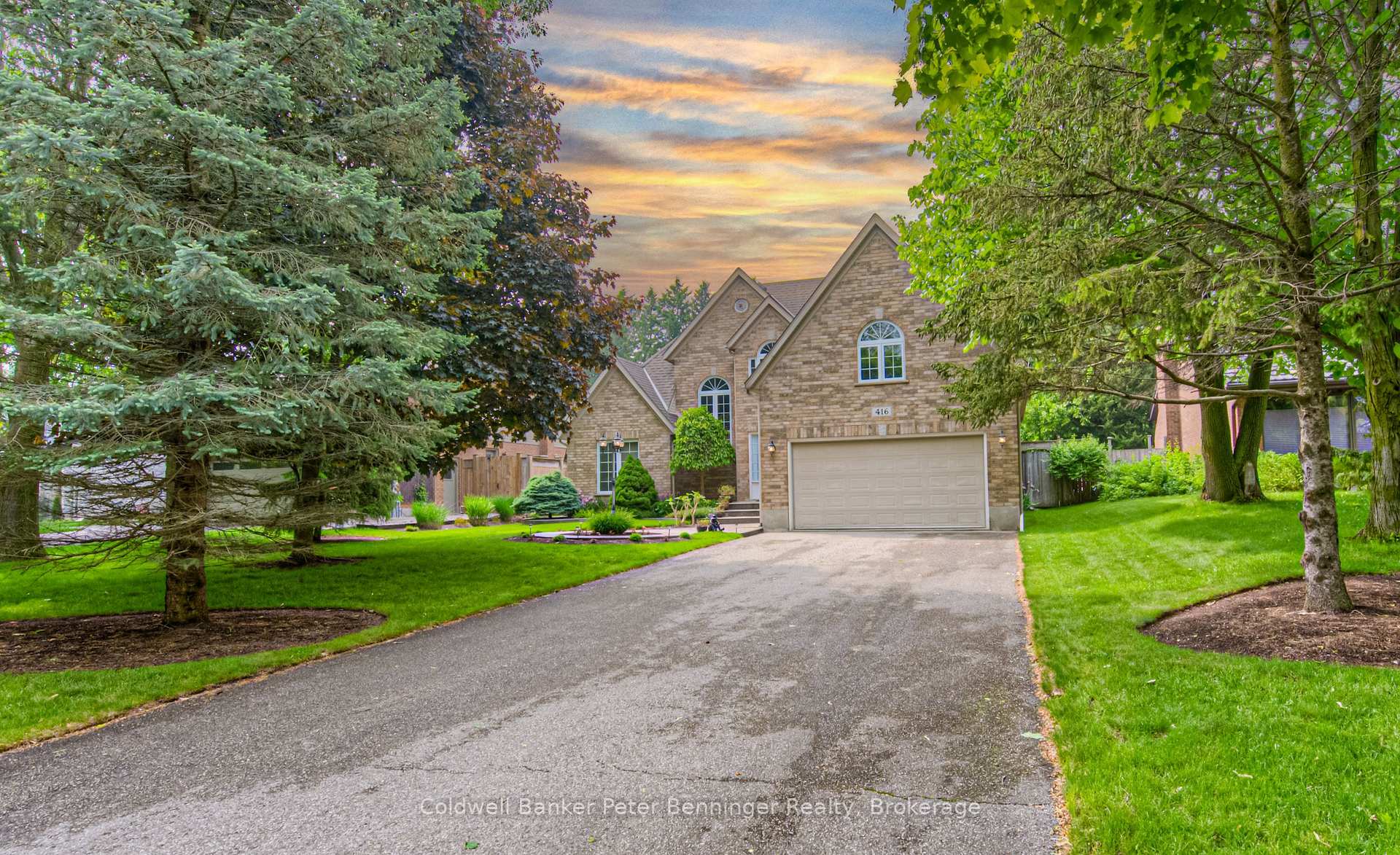 Photo 2 of 416 Forestlawn Road, Waterloo — HOMEH