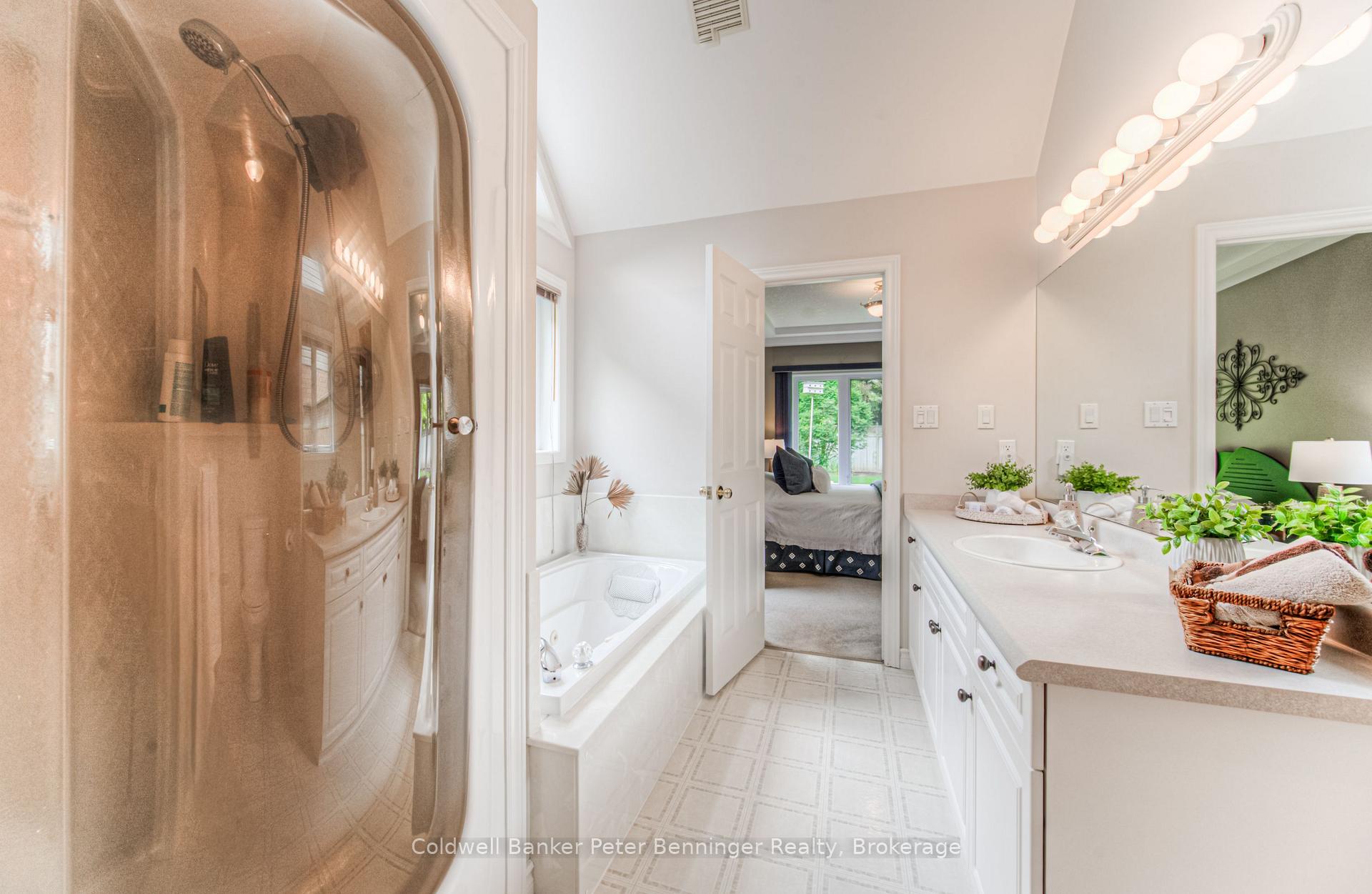 Photo 11 of 416 Forestlawn Road, Waterloo — HOMEH