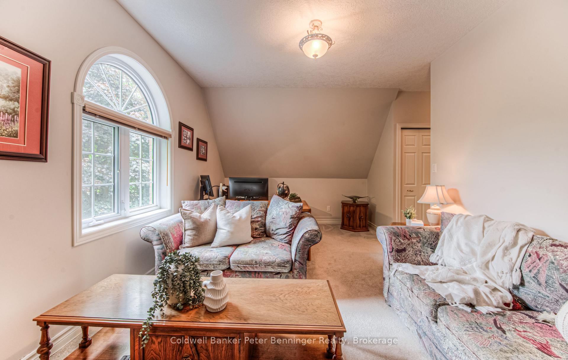 Photo 16 of 416 Forestlawn Road, Waterloo — HOMEH