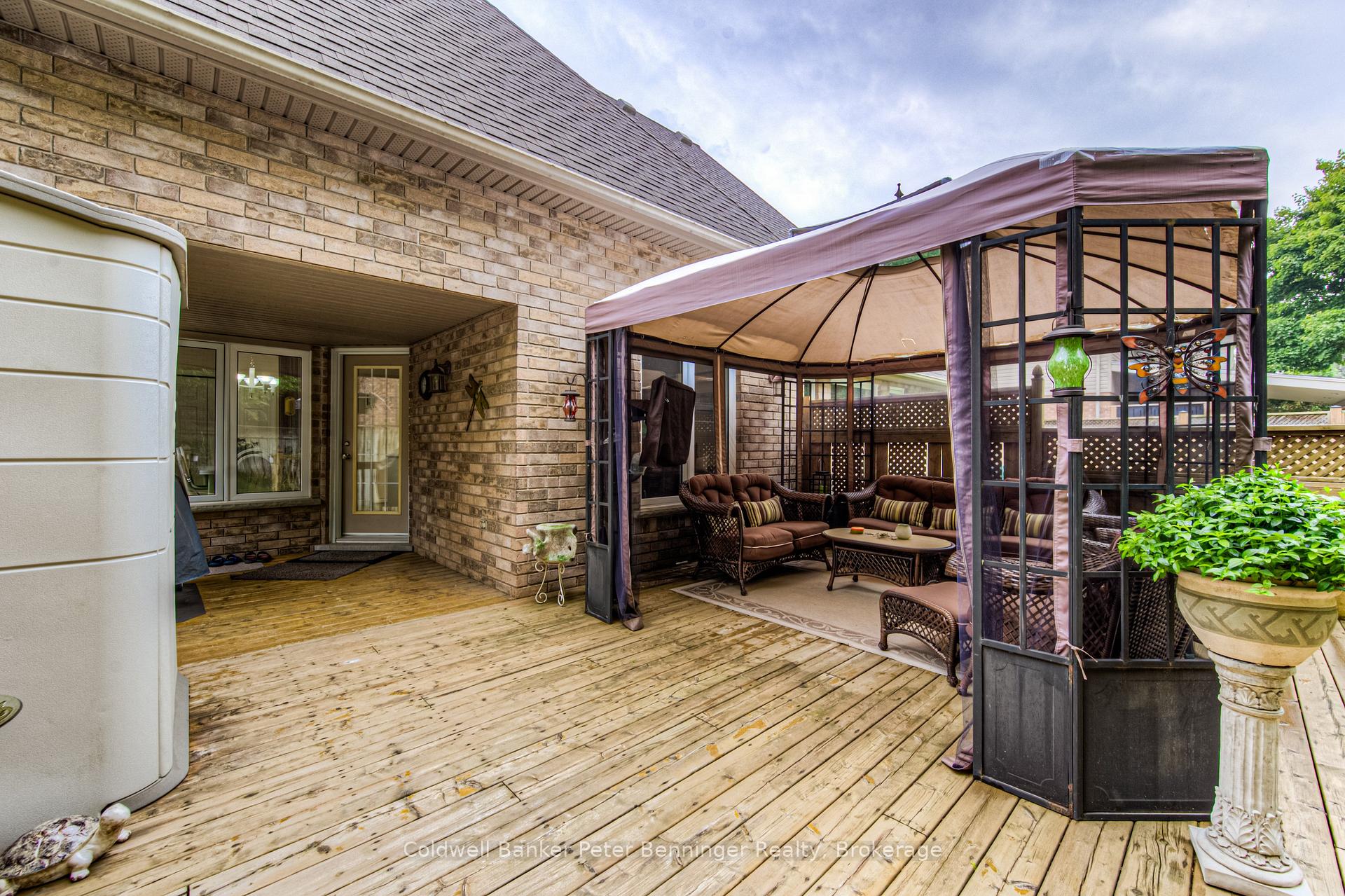 Photo 20 of 416 Forestlawn Road, Waterloo — HOMEH