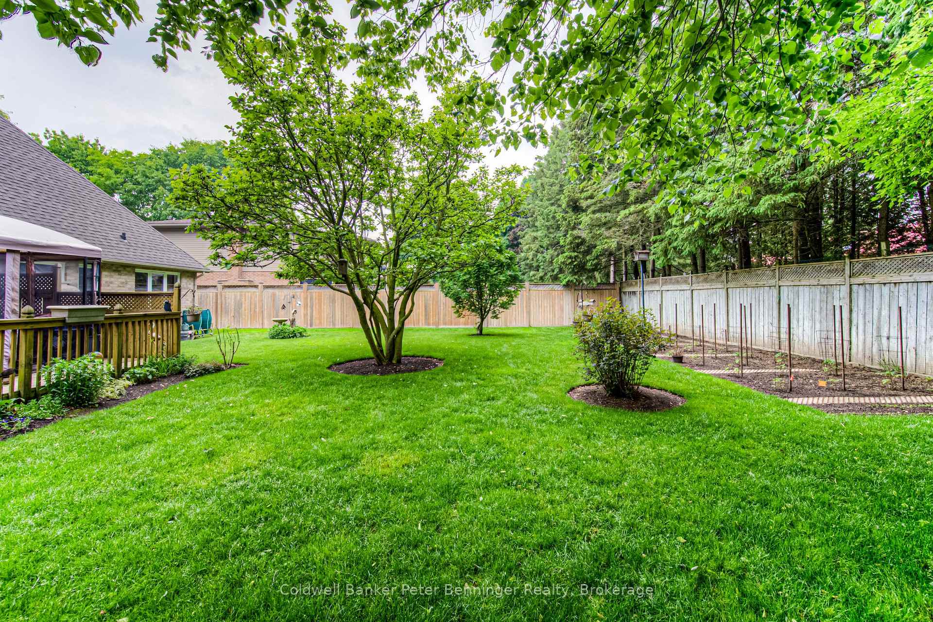 Photo 24 of 416 Forestlawn Road, Waterloo — HOMEH