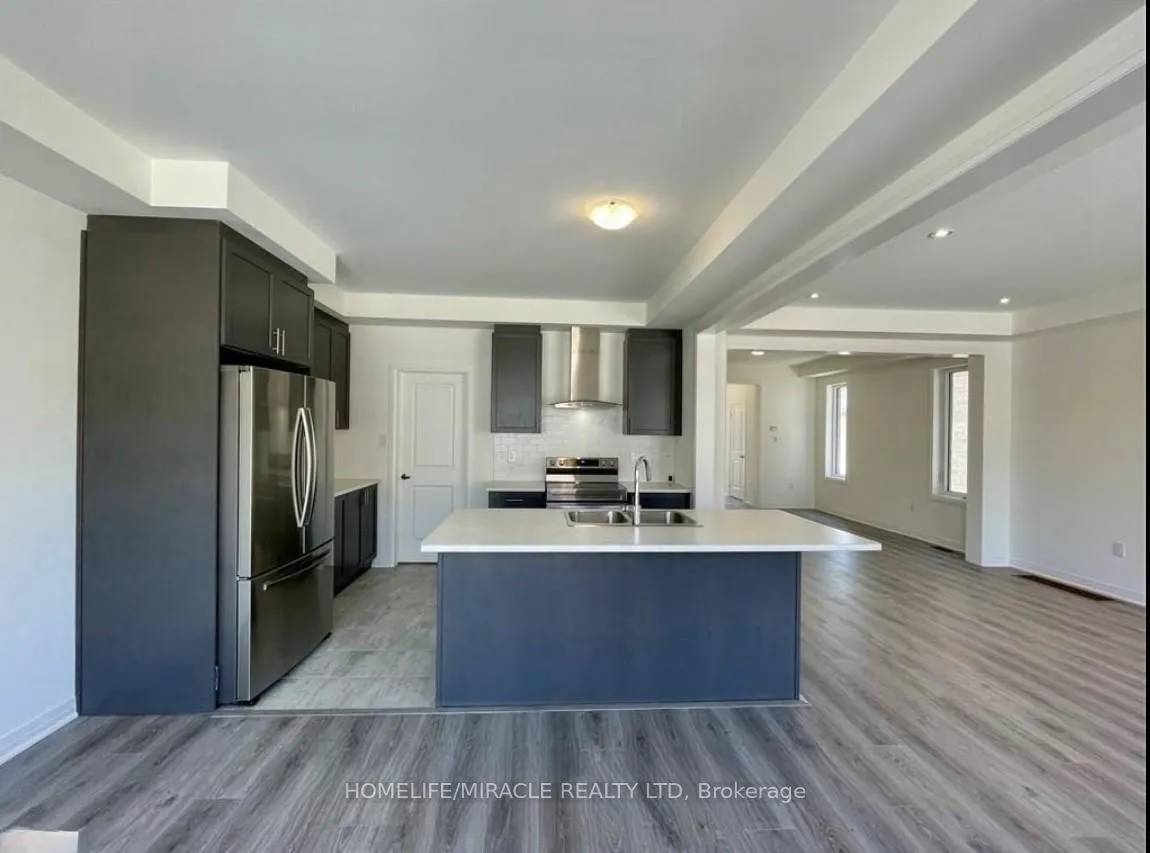 Photo 9 of 63 Shepherd Drive, Barrie, Rural Barrie Southeast — HOMEH
