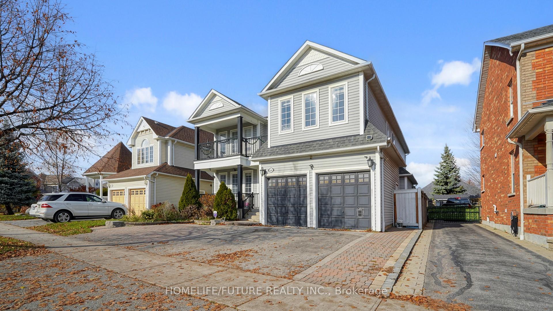 Photo 2 of 94 Carnwith Drive E, Whitby, Brooklin — HOMEH