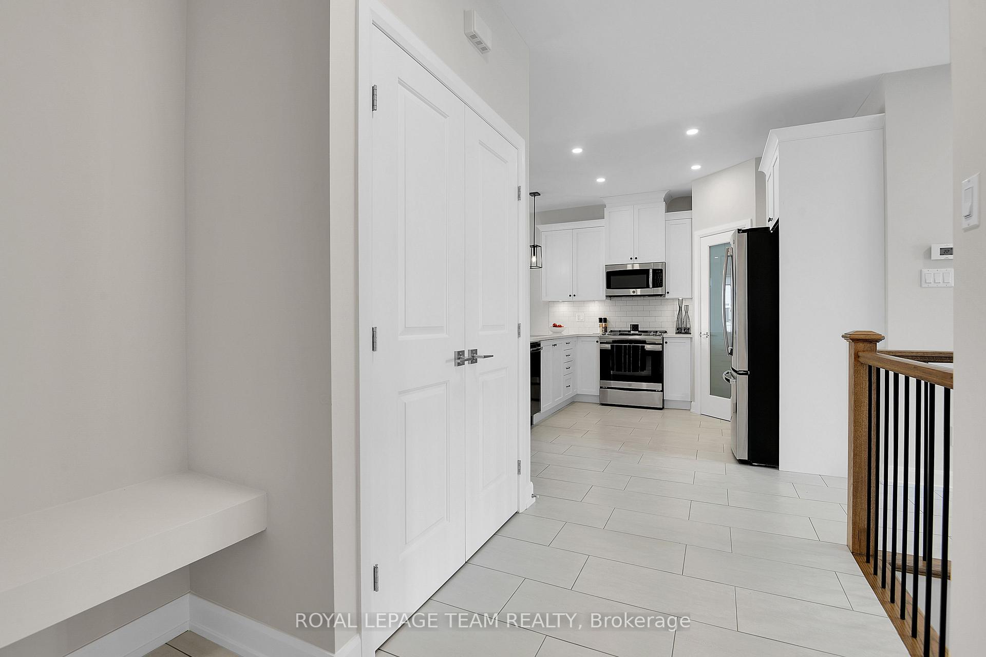 Photo 11 of 223 Macbeattie Drive, Arnprior — HOMEH