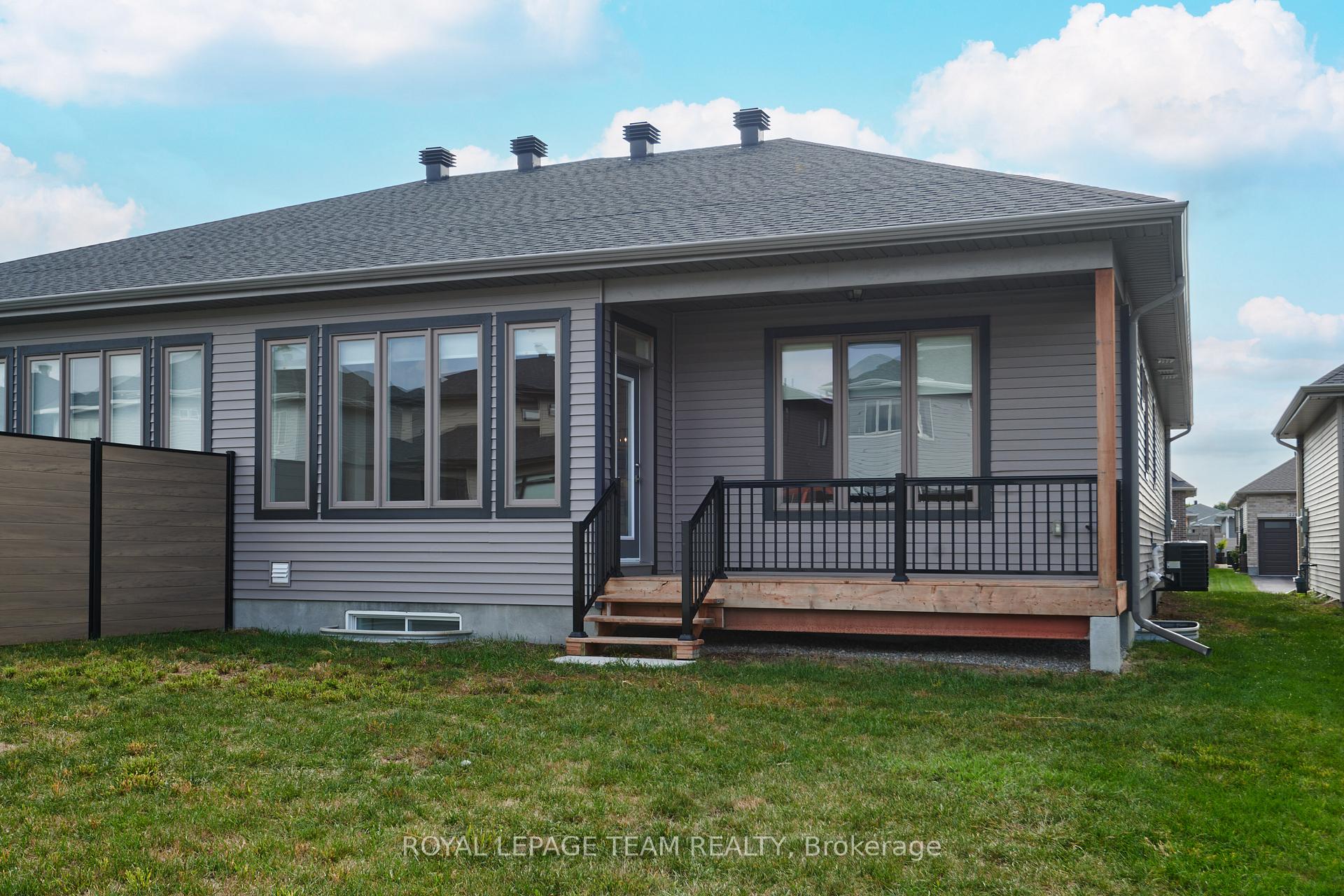 Photo 23 of 223 Macbeattie Drive, Arnprior — HOMEH