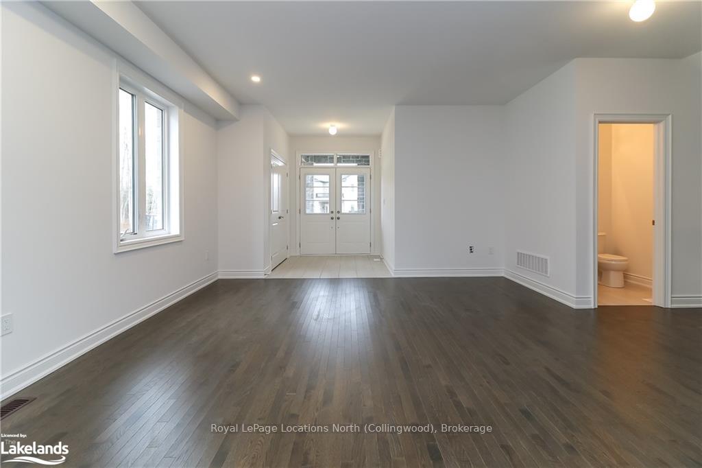 Photo 6 of 11 Amber Drive, Wasaga Beach — HOMEH