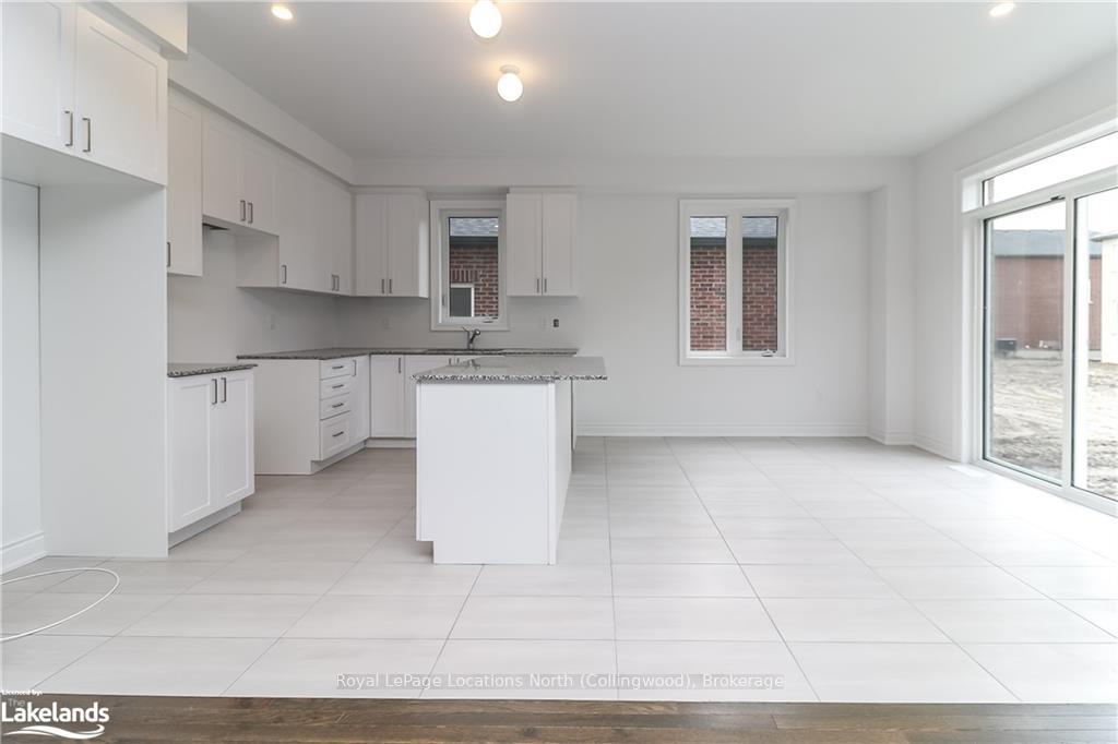 Photo 11 of 11 Amber Drive, Wasaga Beach — HOMEH