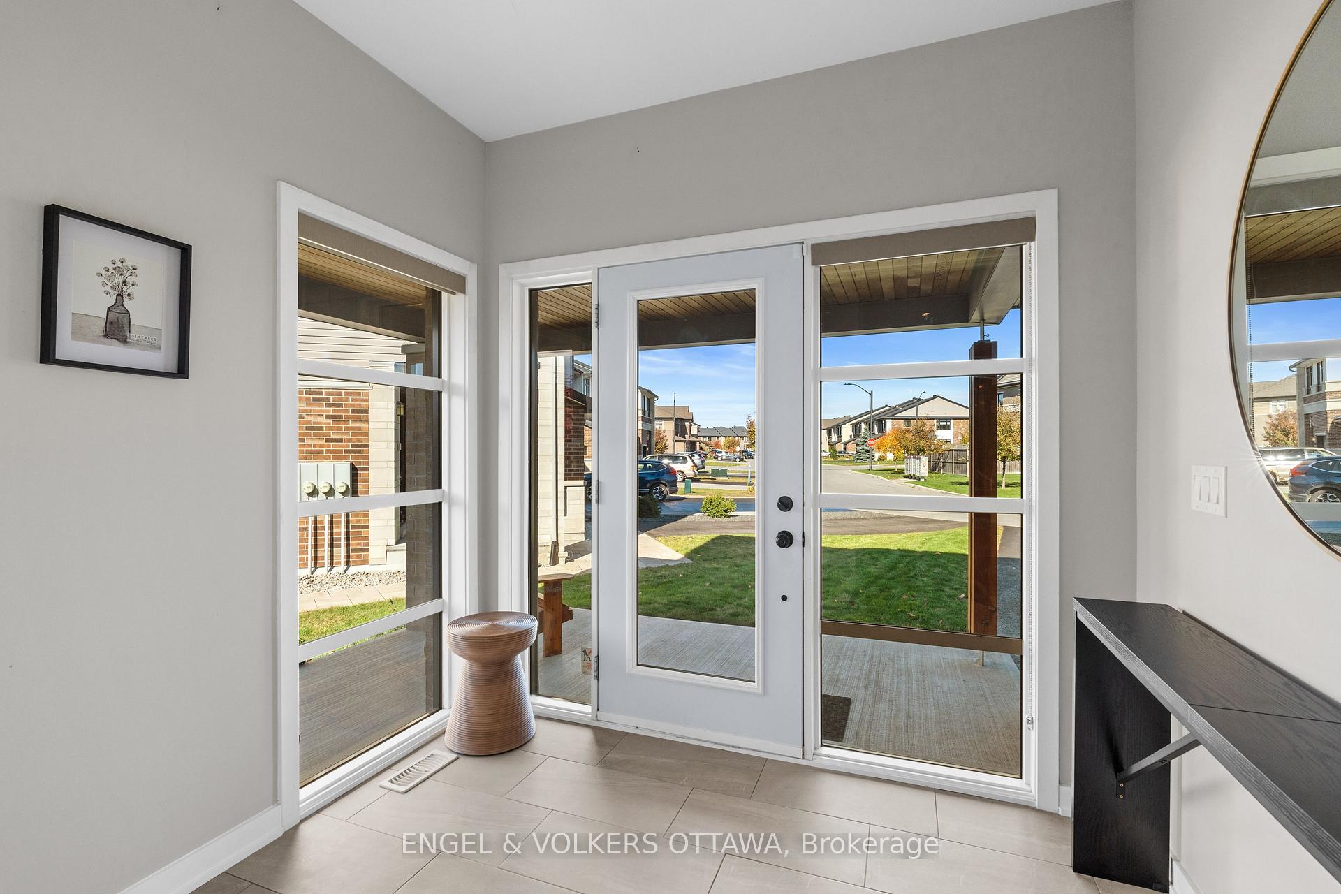 Photo 7 of 514 Stargazer Crescent, Ottawa, Riverside South/Gloucester Glen — HOMEH